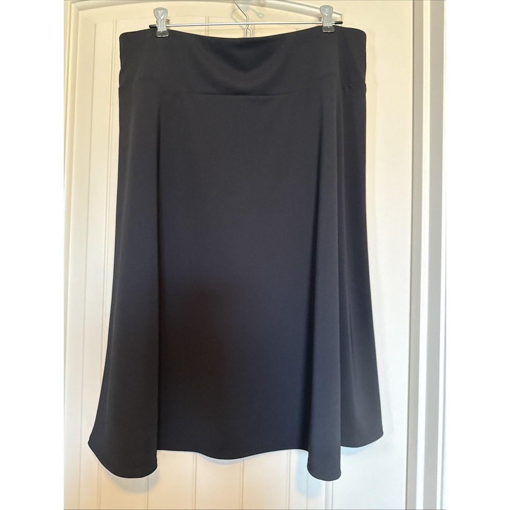 Talbots Skirt Womens Sz L Petite Black Pull On Flare Knit Casual Stretch Minimal